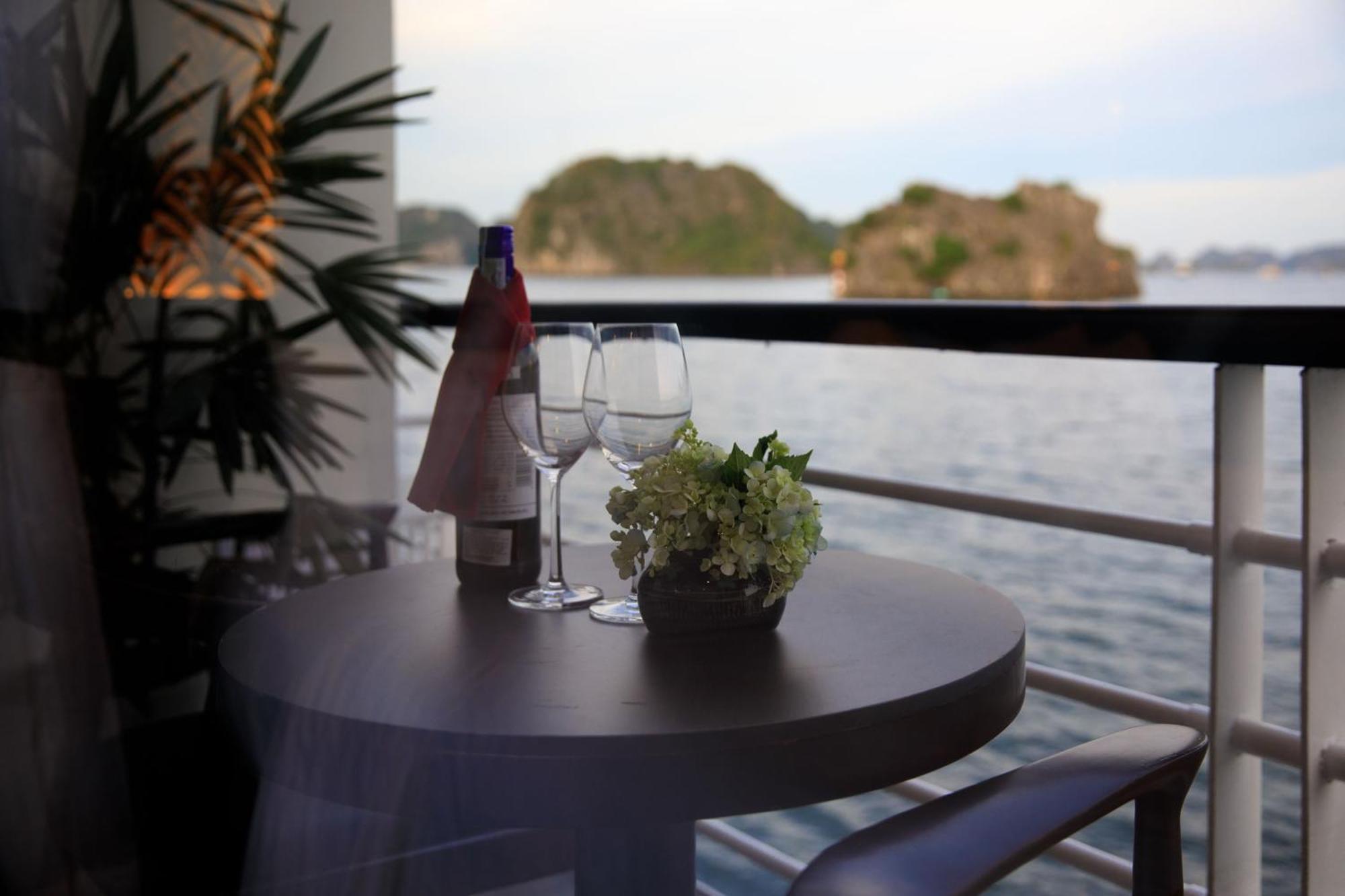 V'Spirit Cruise Hotel Ha Long Exterior foto