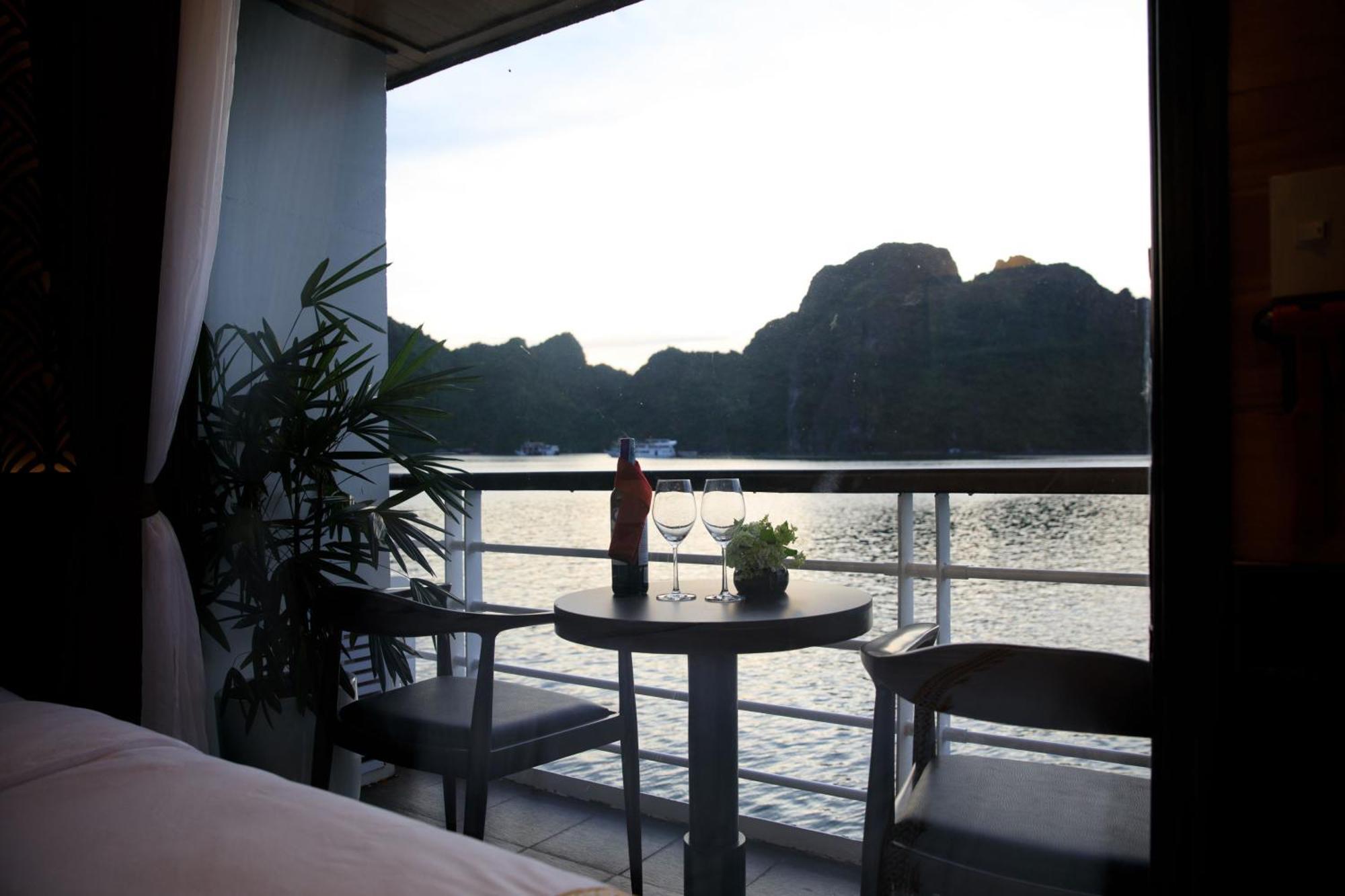 V'Spirit Cruise Hotel Ha Long Exterior foto