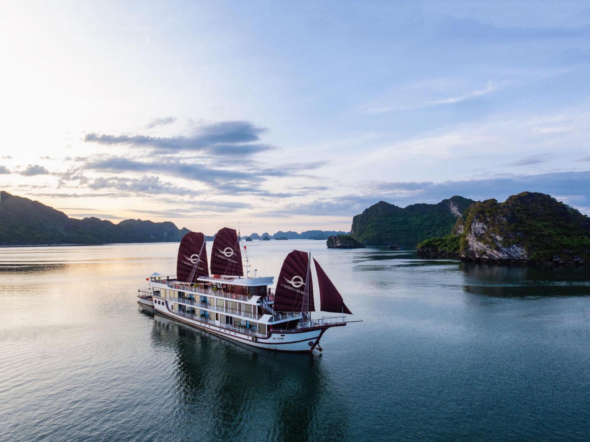 V'Spirit Cruise Hotel Ha Long Exterior foto